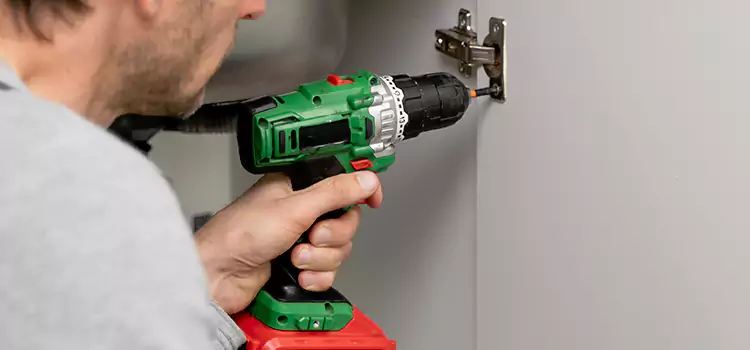 Commercial Door Hinge Repair Estero