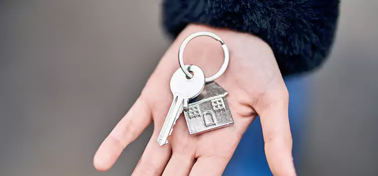 Trusted Broken Key Extraction Estero