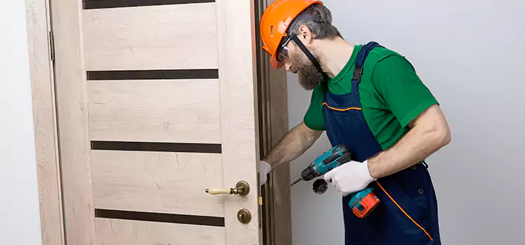 Replace Internal Door Handle with Lock Estero